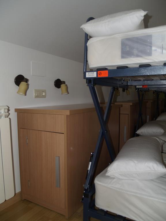 Albergue De Yebra Yebra de Basa Quarto foto