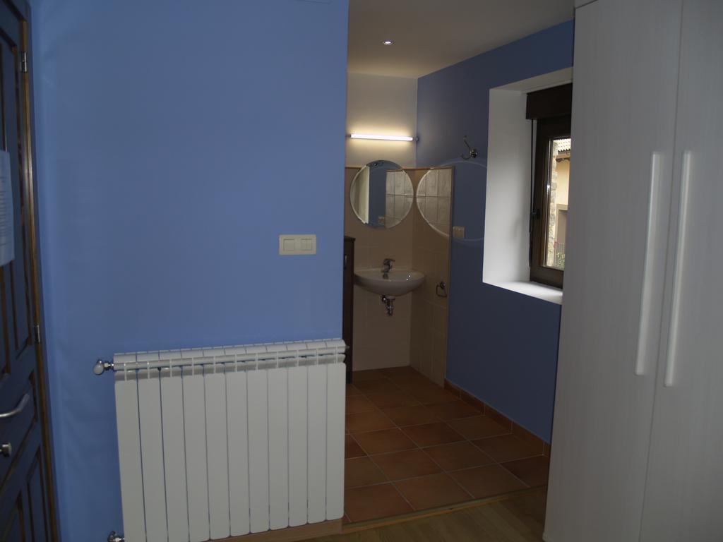 Albergue De Yebra Yebra de Basa Quarto foto