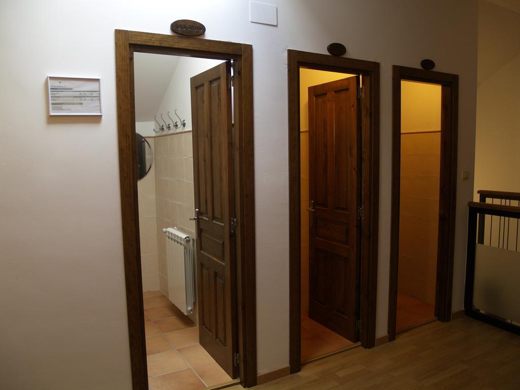 Albergue De Yebra Yebra de Basa Quarto foto