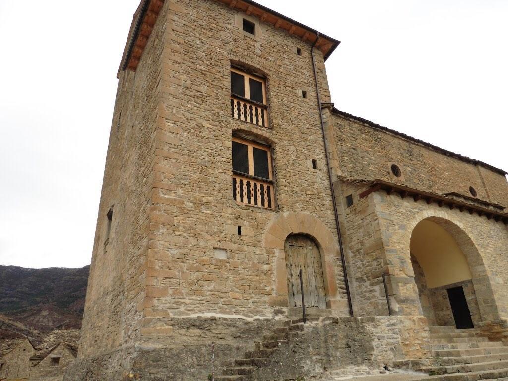 Albergue De Yebra Yebra de Basa Exterior foto